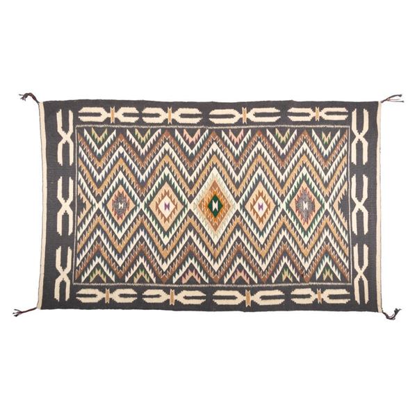 Navajo Rug, Teec Nos Pos