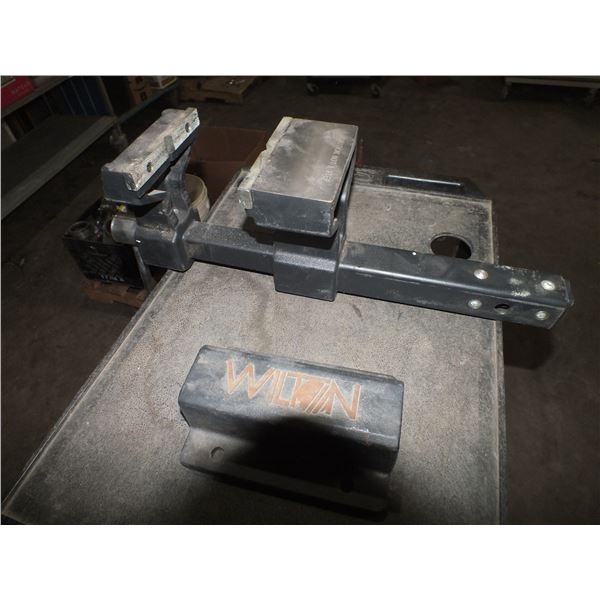 6" Trailer Hitch Vise