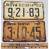 Image 1 : LOT OF 2 - NOVA SCOTIA LICENSE PLATES - 1951 & 62