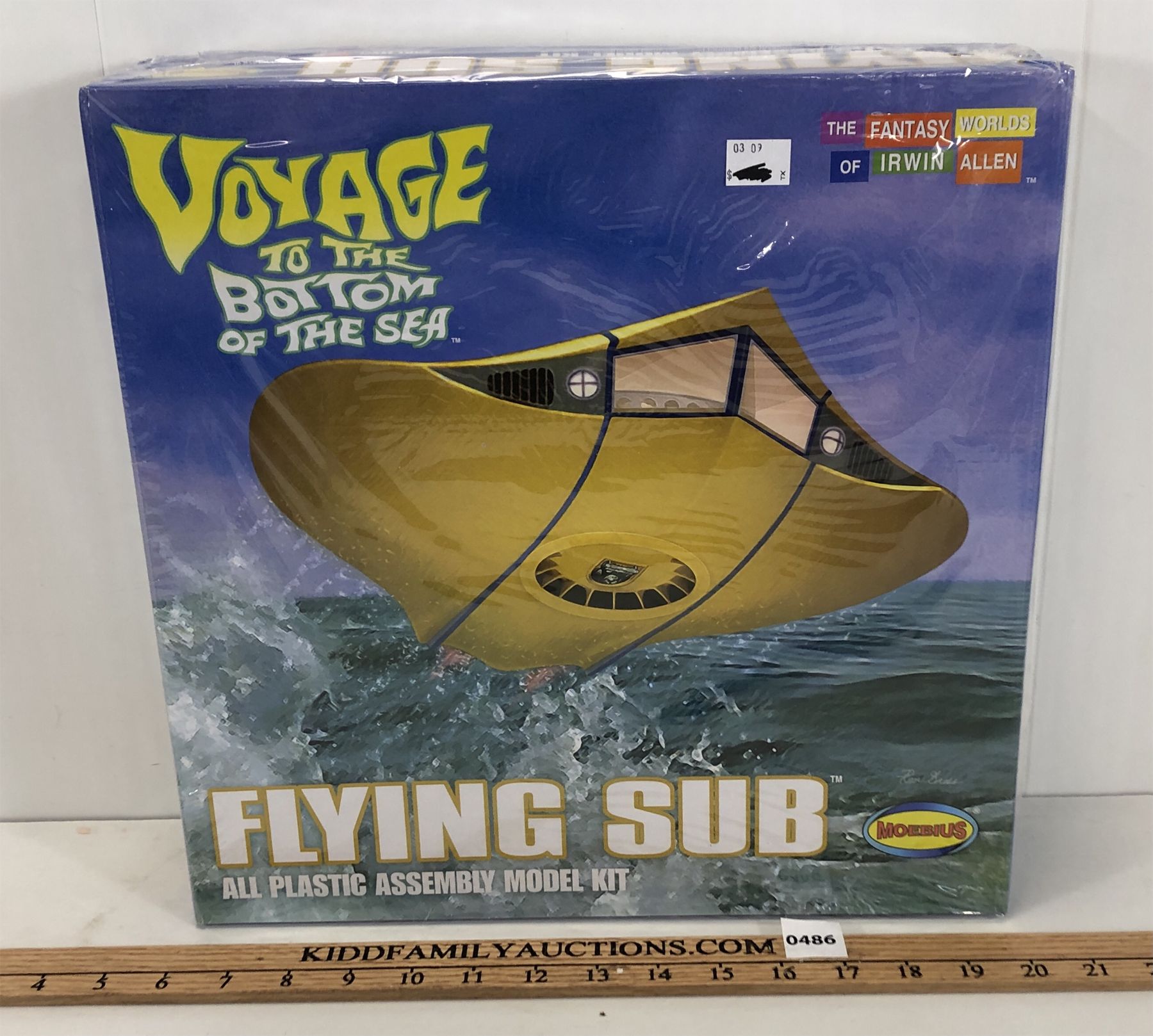 Flying Sub Model Kit MOEBIUS VOYAGE TO THE BOTTOM OF THE SEA FLYING SUB MODEL KIT