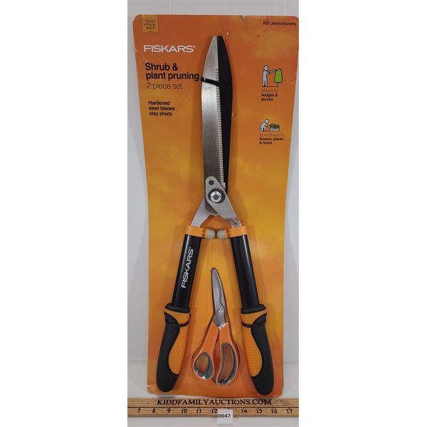 FISKARS SHRUB & PLANT PRUNING 2 PIECE SET