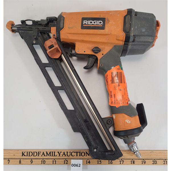 RIDGID AIR-POWERED ANGLE FINISH NAILER - R250AFE