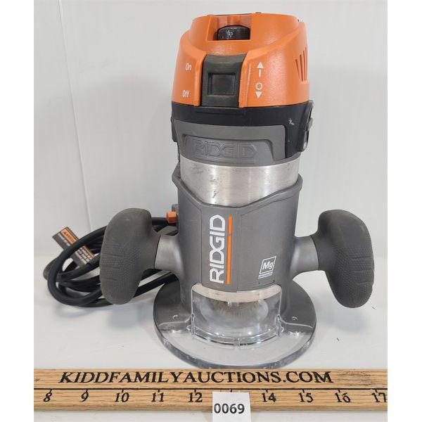 RIDGID CORDED 120V PLUNGE BASE ROUTER - R2911