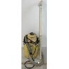 Image 3 : LOT OF 2 - SNOW SHOVEL AND VINTAGE EATONS WET & DRY VAC