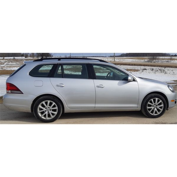 2013 VOLKSWAGEN GOLF WAGON TDI