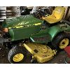 Image 1 : JOHN DEERE MODEL 425 RIDING LAWN MOWER - VERY MINIMAL USE