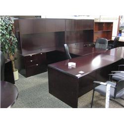 Mahogany U-shape Executive Desk With Hutch