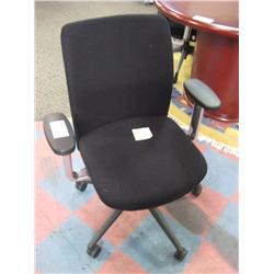 Black Midback Task Chair