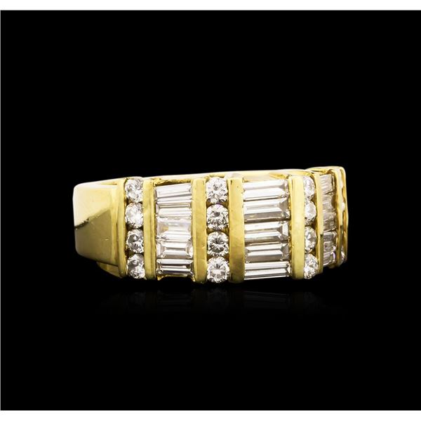 18KT Yellow Gold 1.39 ctw Diamond Ring