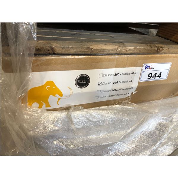 MAMMOTH TENT CLASSIC + 240 MOBILE CLIMATE ROOM 95" X 95" X 79"