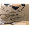 Image 2 : 15 CASES OF 10 HD LAMP CABLES PALLET INCLUDED IN LOT, NO BREAKING DOWN OF LOT