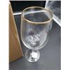 Image 2 : Gold Rimmed Wine Glasses (4pcs)