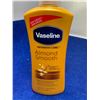 Image 2 : Vaseline Intensive Care Almond Body Lotion (2 x 600ml)