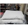 Image 1 : Lot of 2 Weaterproof Bed Pillows