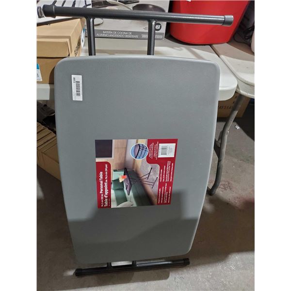 30" Personal Folding Table