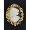 Image 1 : 5 Vintage Ornate Brooches