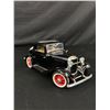 Image 2 : 1932 Ford Die Cast Car 1:18 Scale & 6 Small Die Cast w/Case Cars