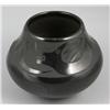 Image 1 : 20th C. pottery jar by Marie Julian Martinez