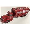Image 2 : Corgi Classics #50901 Mack LJ Tanker Mobilgas/Mobiloil