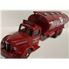 Image 3 : Corgi Classics #50901 Mack LJ Tanker Mobilgas/Mobiloil