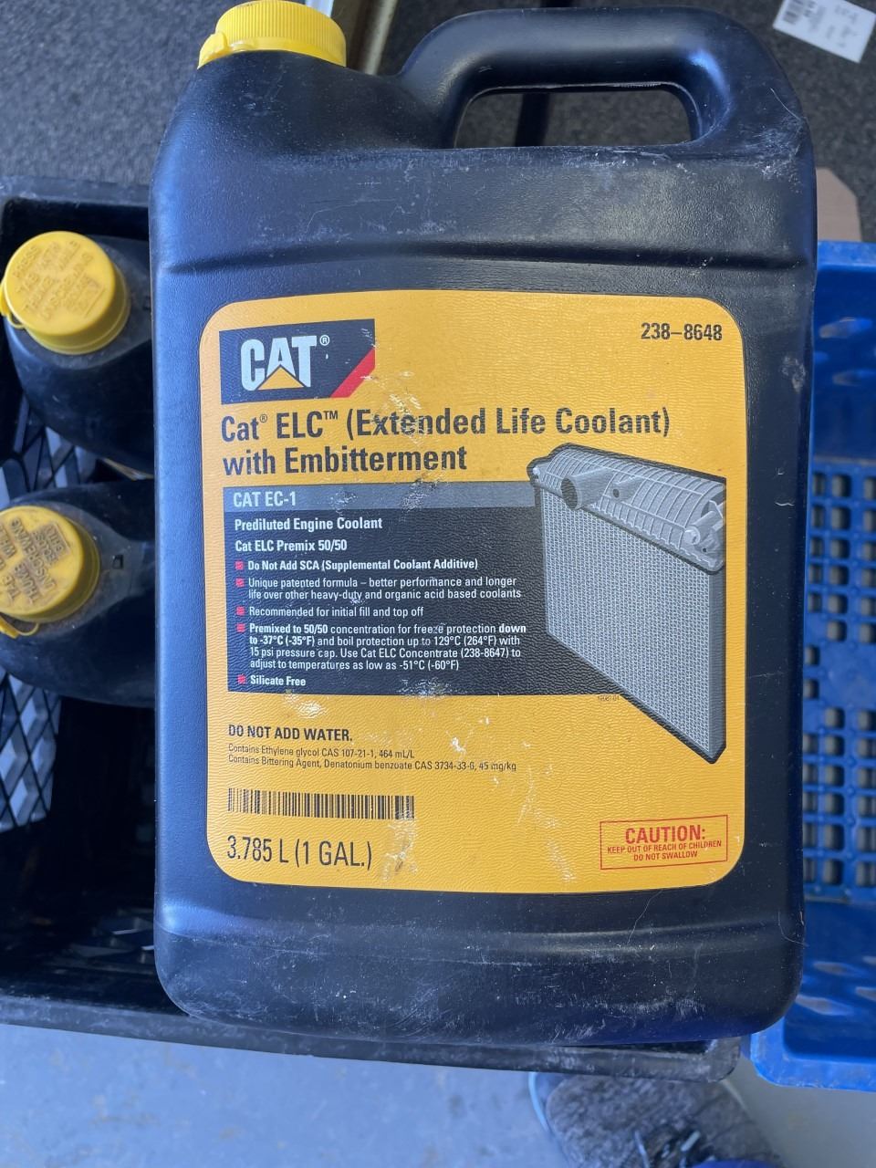 Four 1 Gal Sealed Containers CAT Caterpiller ELC Premix 50/50 Extended