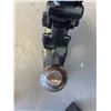 Image 2 : Vehicle Hitch