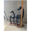 Image 3 : Two Giraffe Statues