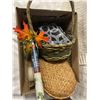 Image 3 : Box of items, as shown in photo
