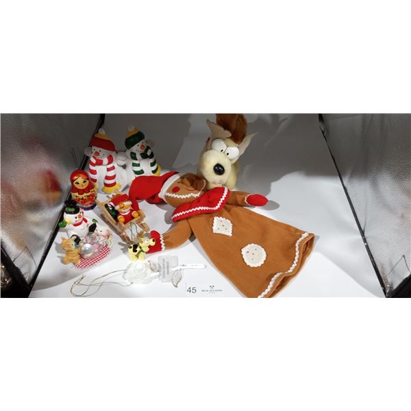 More Christmas-Themed Delights featuring Garfield and Odie