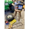 Image 1 : ANTIFREEZE, SMALL TIRE, AND MISC. SHOP SUPPLY