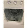 Image 3 : FRIGIDAIRE GALLERY SERIES HEAVY DUTY FRONT LOAD CLOTHES DRYER