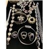 Image 4 : MISC JEWELRY