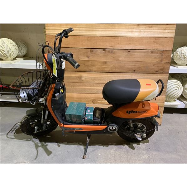 *UNKNOWN WORKING CONDITION* MODIFIED GIO ELECTRIC SCOOTER (NO CHARGER, NO KEY)