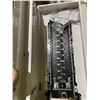Image 2 : SCHNEIDER INDOOR SURFACE MOUNT 200A 120/240V LOAD CENTER