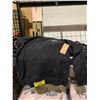 Image 2 : LOT OF ASSORTED VANS HOODIES (2 SHELVES)