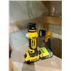 Image 1 : DEWALT 20 VOLT FLASHLIGHT AND ROUTER