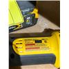 Image 2 : DEWALT 20 VOLT FLASHLIGHT AND ROUTER