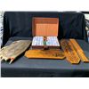 Image 1 : LOT OF 3 WOODEN CRIBBAGE BOARDS AND ONE PLASTIC ANTLER SHAPED CRIBBAGE BOARD, AND MAHJONG