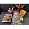 Image 1 : LOT OF SMALL TOTEM POLE *ONE WING BROKEN*, CLOCK, WOODEN BOX, BLACK BEAR STUFFY, ROCKS, JEWELRY AND