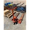 Image 2 : *PARTS & REPAIR* PALLET WRANGLER 80 PALLET JACK