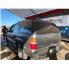 Image 2 : 2002 GMC YUKON