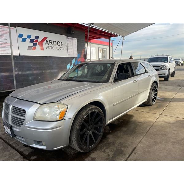 2007 DODGE MAGNUM