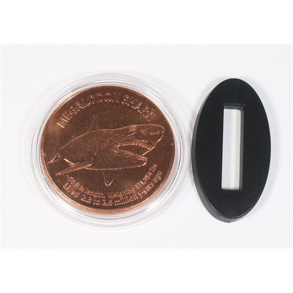 1-OZ FINE COPPER MEGALODON ROUND WITH STAND