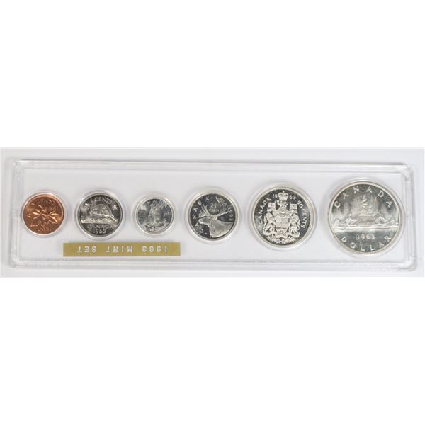 1963 MINT SET IN DISPLAY CASE 1.1-OZ OF