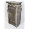 Image 1 : DIORAMA STAND, LARGE PLASTER PERFECT FOR
