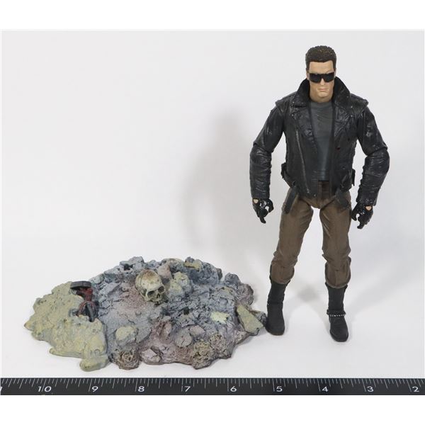 TERMINATOR FIGURE, HIGH QUALITY, EVERY JOINT