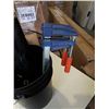 Image 2 : PAIL OF WRENCHES AND CLAMPS