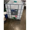 Image 2 : 1000 LITER CAGED LIQUID FOOD GRADE TANK
