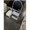 Image 2 : HAMPER, STEP STOOL, BIN, 2 STEP LADDER AND MIRROR