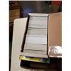 Image 2 : LOT OF SPORTS CARDS - BASEBALL AND FOOTBALL